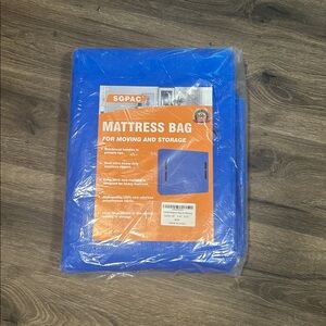 SGPAC  Mattress Moving or Storage Bag.  Queen new in original packaging